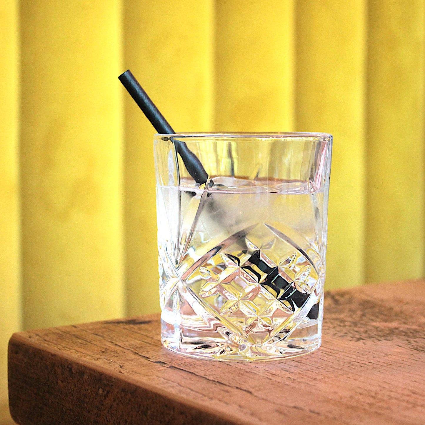 Black Cocktail Paper Straws (6mm x 140mm)