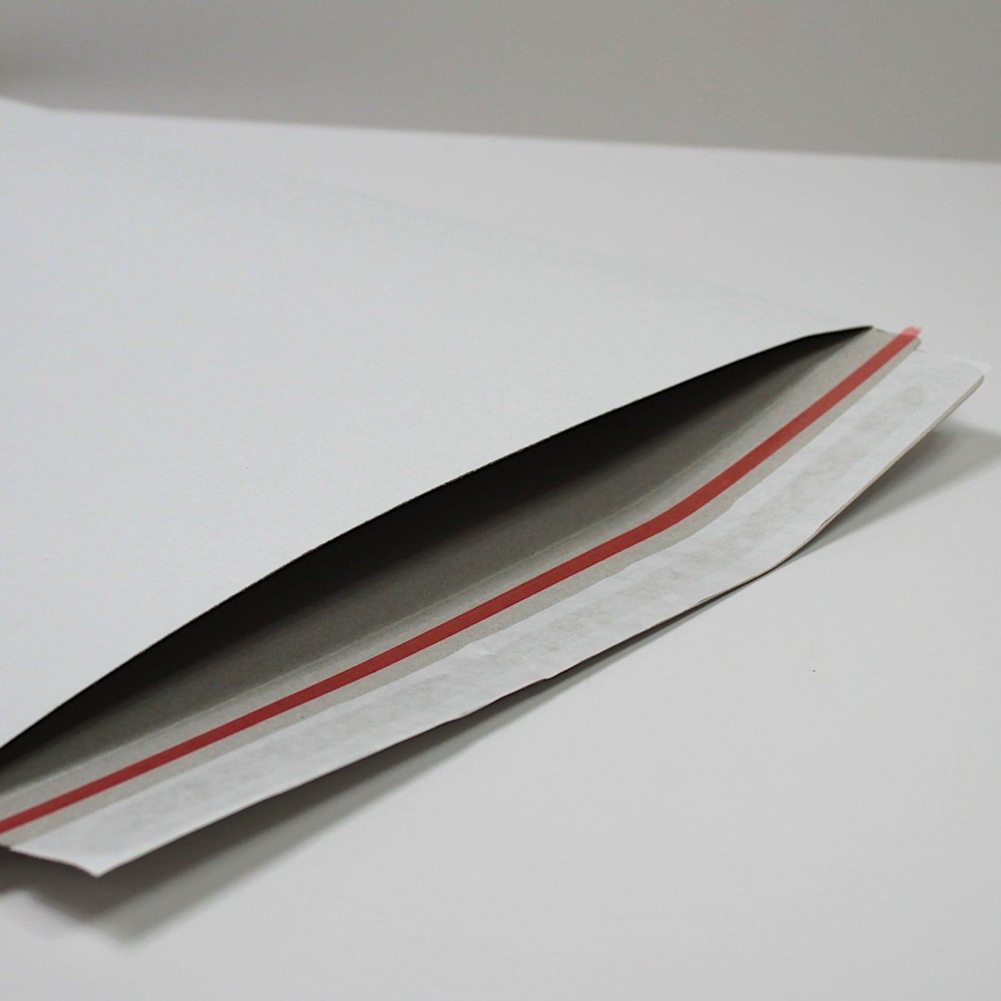 457 x 330mm White Cardboard Envelopes - Pack of 100