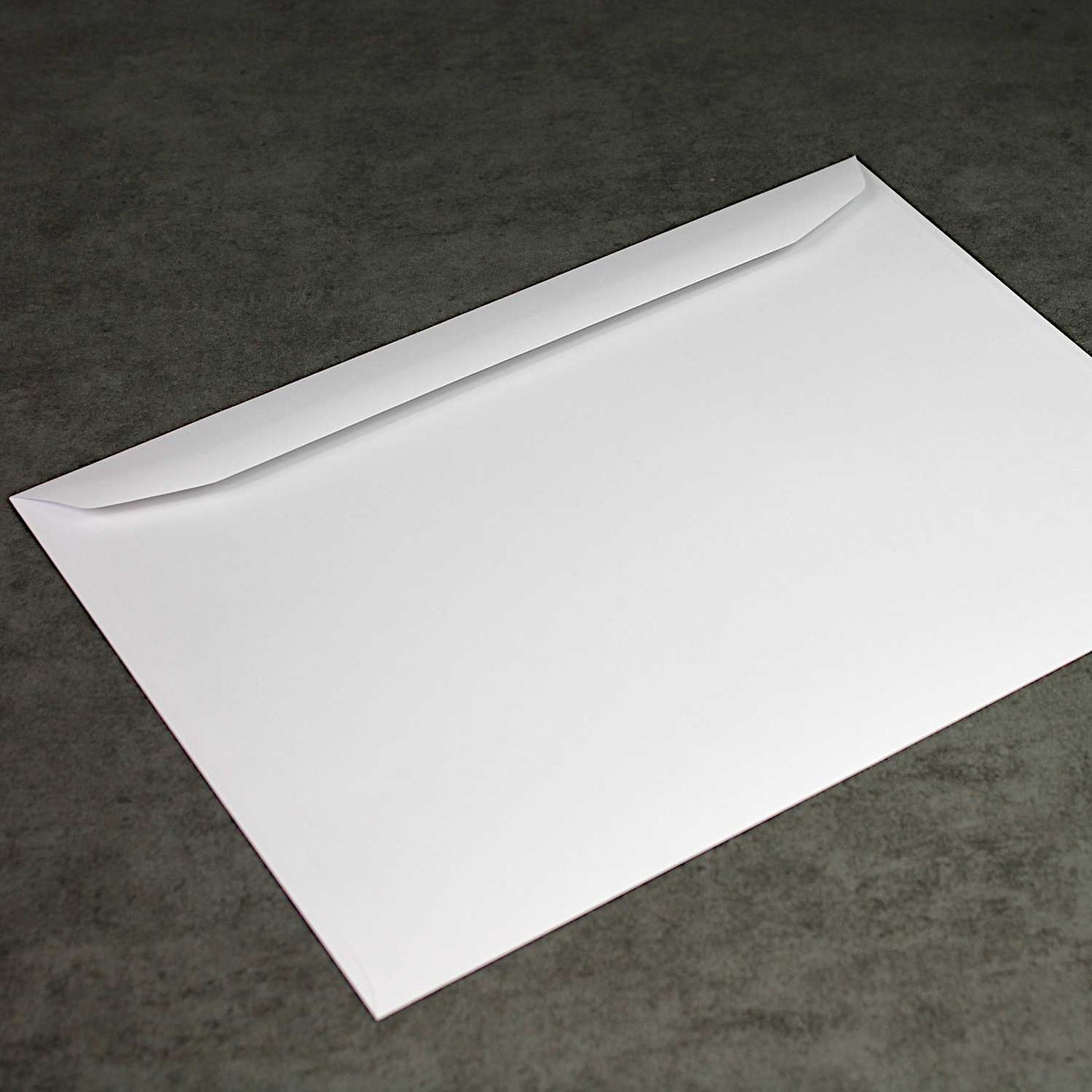 229x324 C4 White Gummed Wallet Envelopes