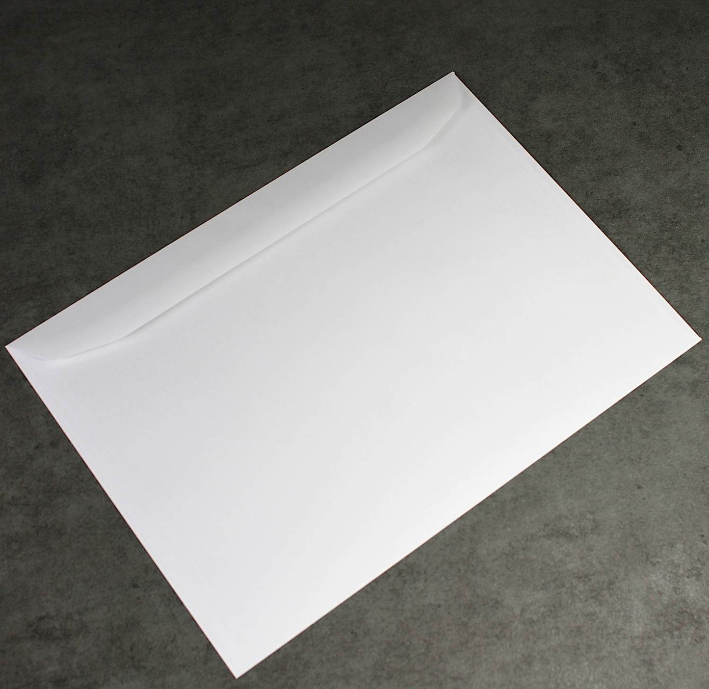 229x324mm C4 White Gummed Window Wallet Envelopes (Window 105x40mm)