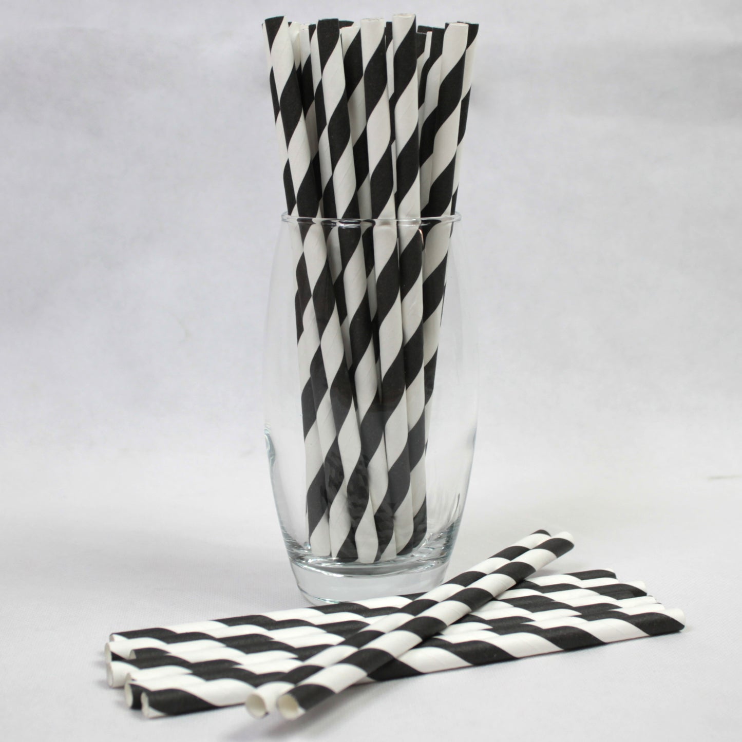 Black Striped Paper Straws (8mm x 200mm)