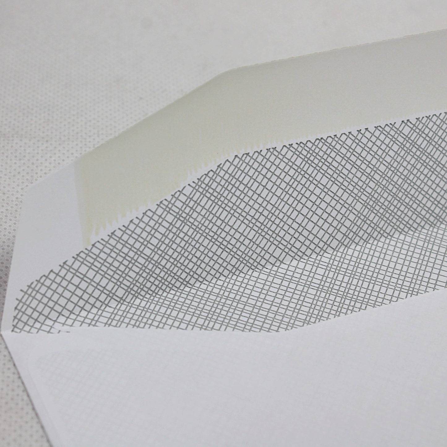162x229mm C5 White Gummed Envelopes (Window 50x90mm / Inside Seams)