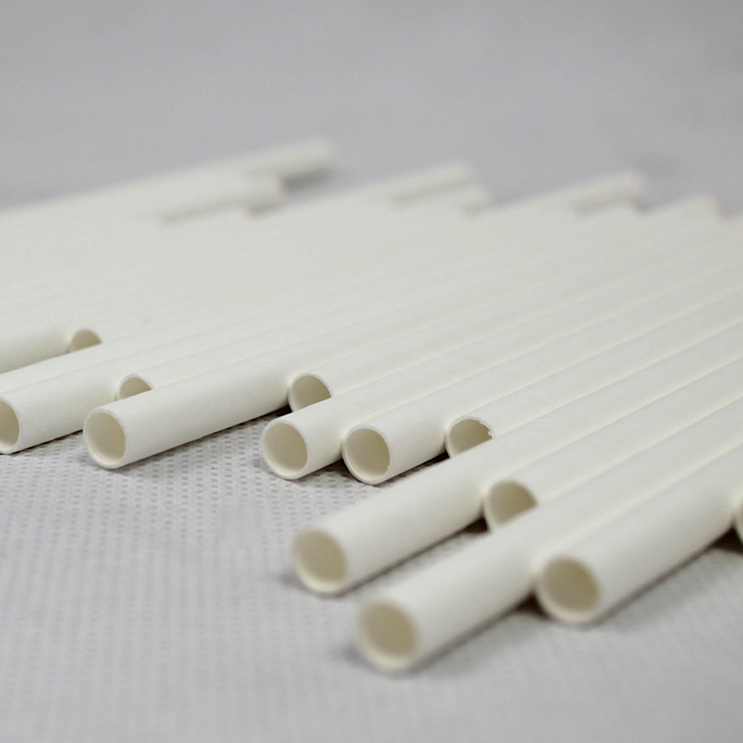 White Cocktail Paper Straws (6mm x 140mm)