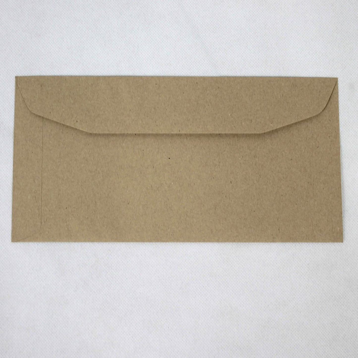 121x235mm DL+ Manilla Gummed Envelopes (Window 90x45mm / 159mm left, 16mm)