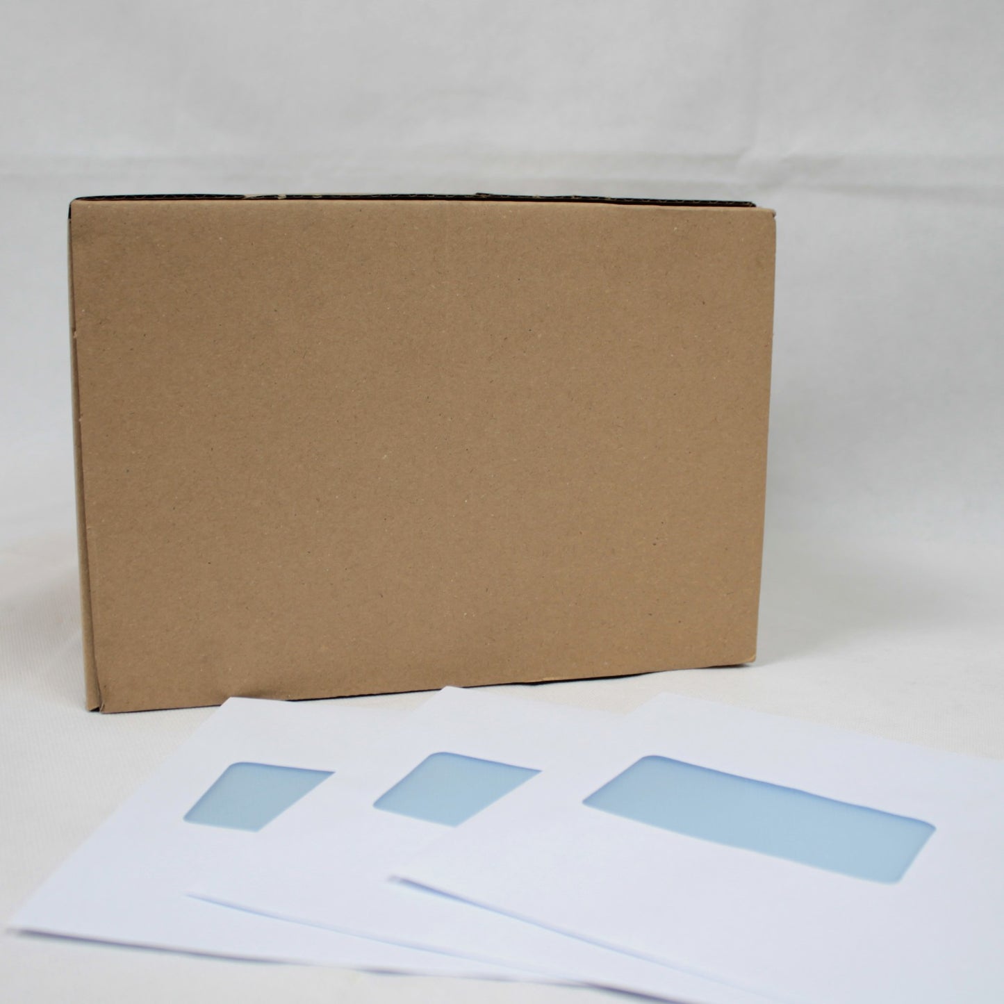162x235mm C5+ White Gummed Envelopes (Window 45x90mm / Outside Seams)