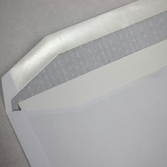 162x235mm C5+ White Gummed Envelopes (Window 50x90mm / Outside Seams)