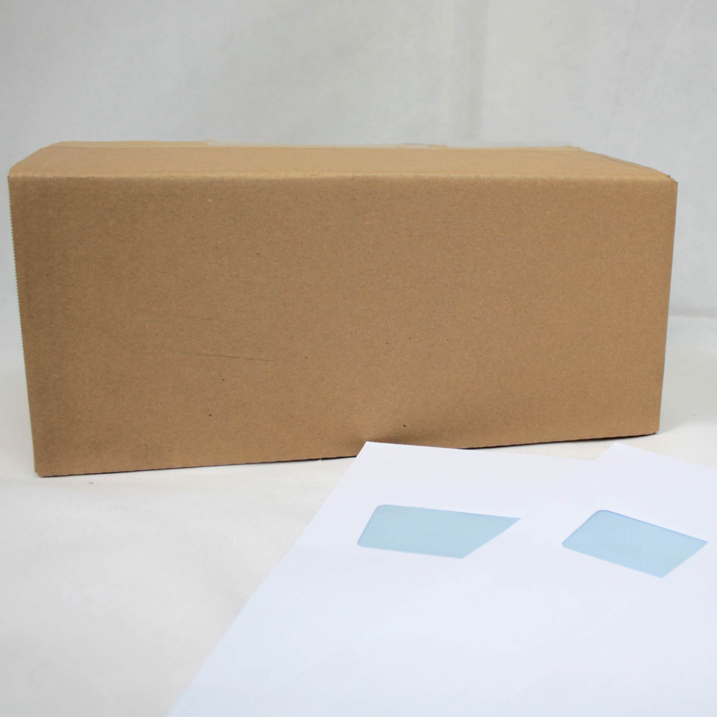 324x229mm C4 White Gummed Envelopes (Window 40x105mm)
