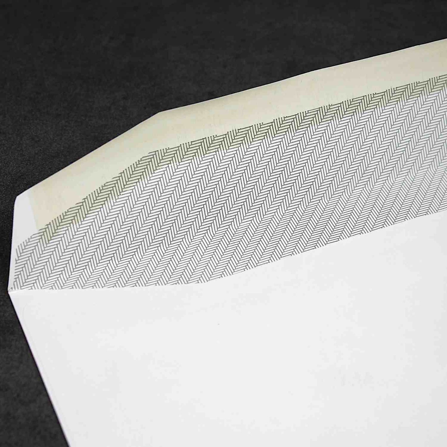 162x229mm C5 White Matt Coated Gummed Envelopes (Window 55x100mm)