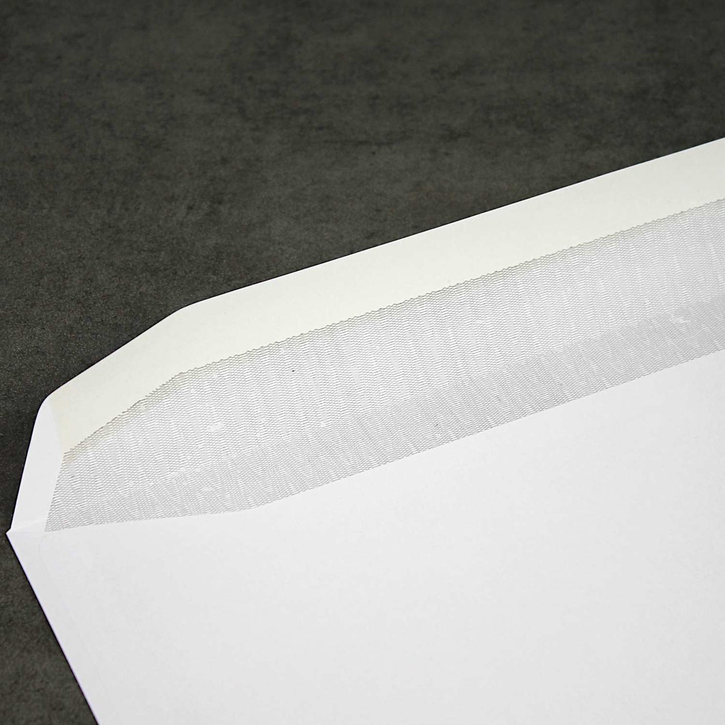 229x324 C4 White Gummed Wallet Envelopes