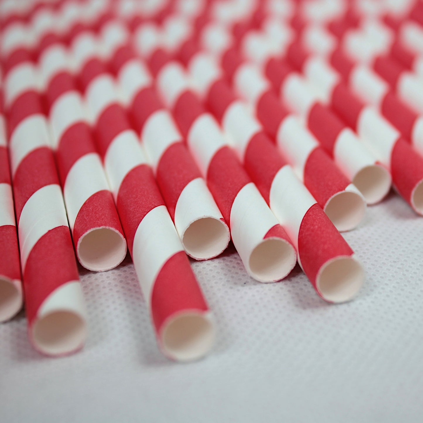 Red Striped Paper Straws (8mm x 200mm)