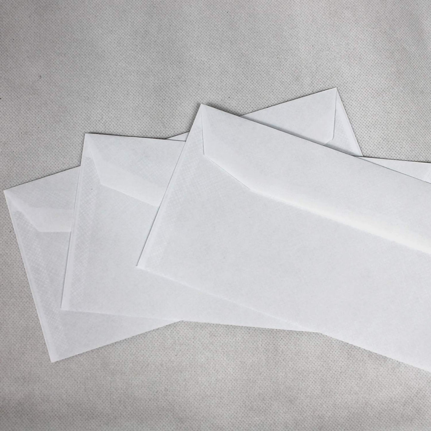 110x220mm DL White Gummed Envelopes (None Window)
