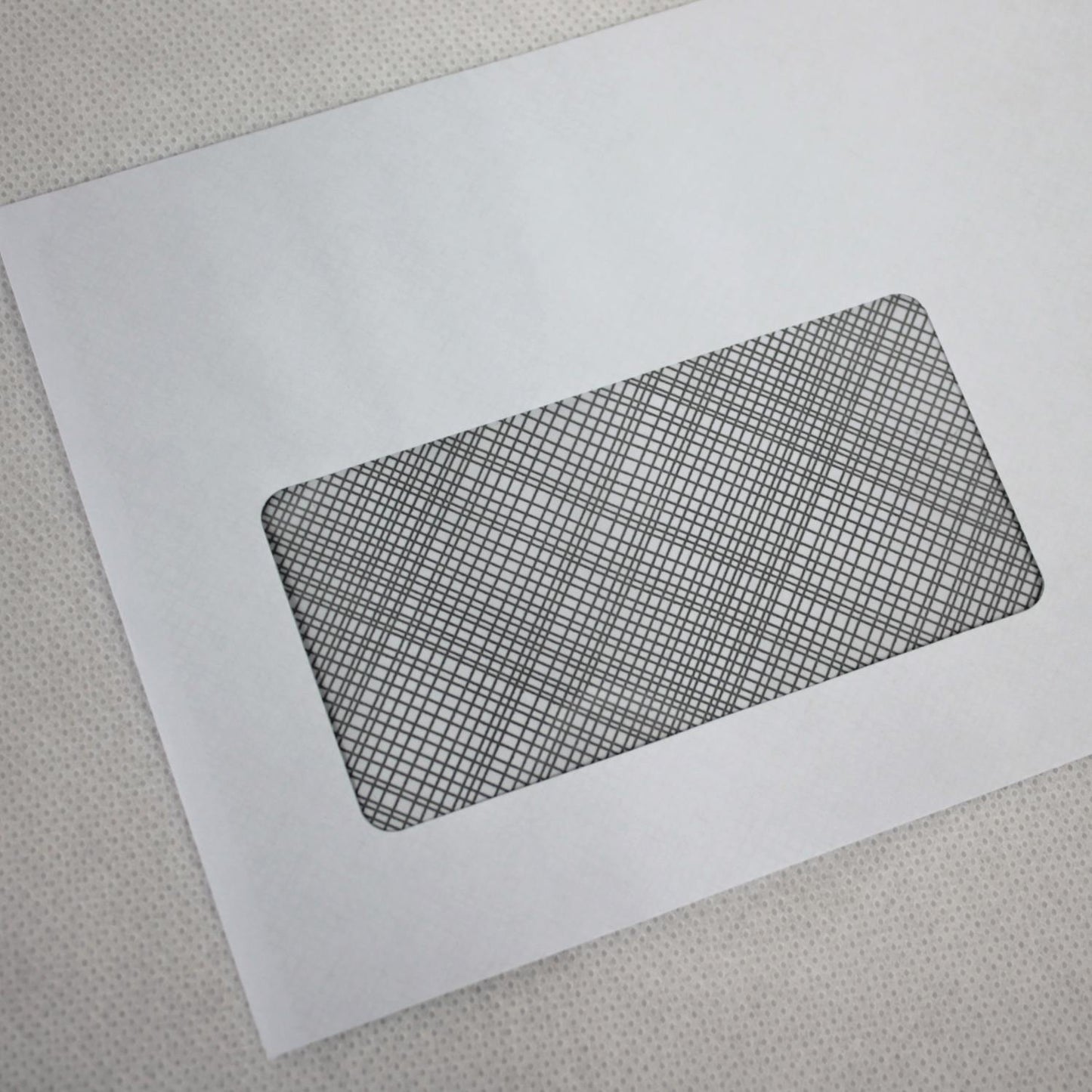 114x229mm DL+ White Gummed Envelopes (Window 45x90mm)