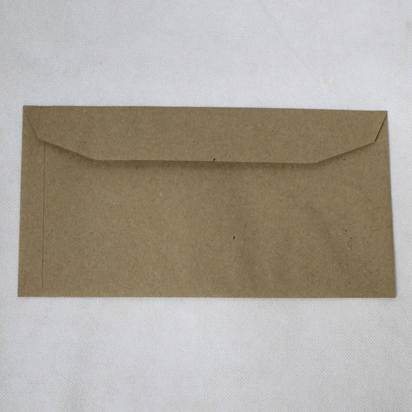 121x235mm DL+ Manilla Gummed Envelopes (Window 35x90mm)