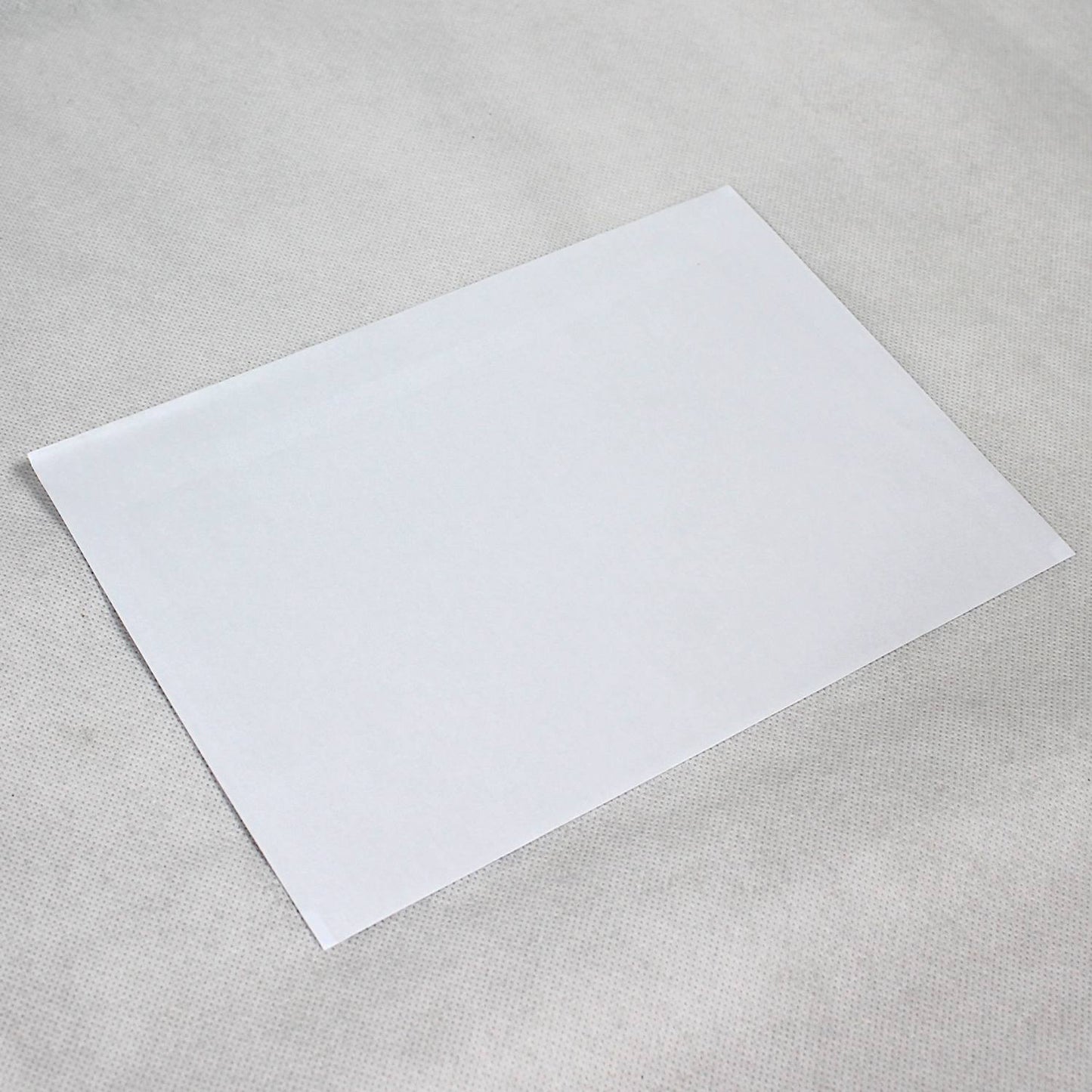 155x220mm C5- White Gummed Envelopes (None Window / 80gsm White)