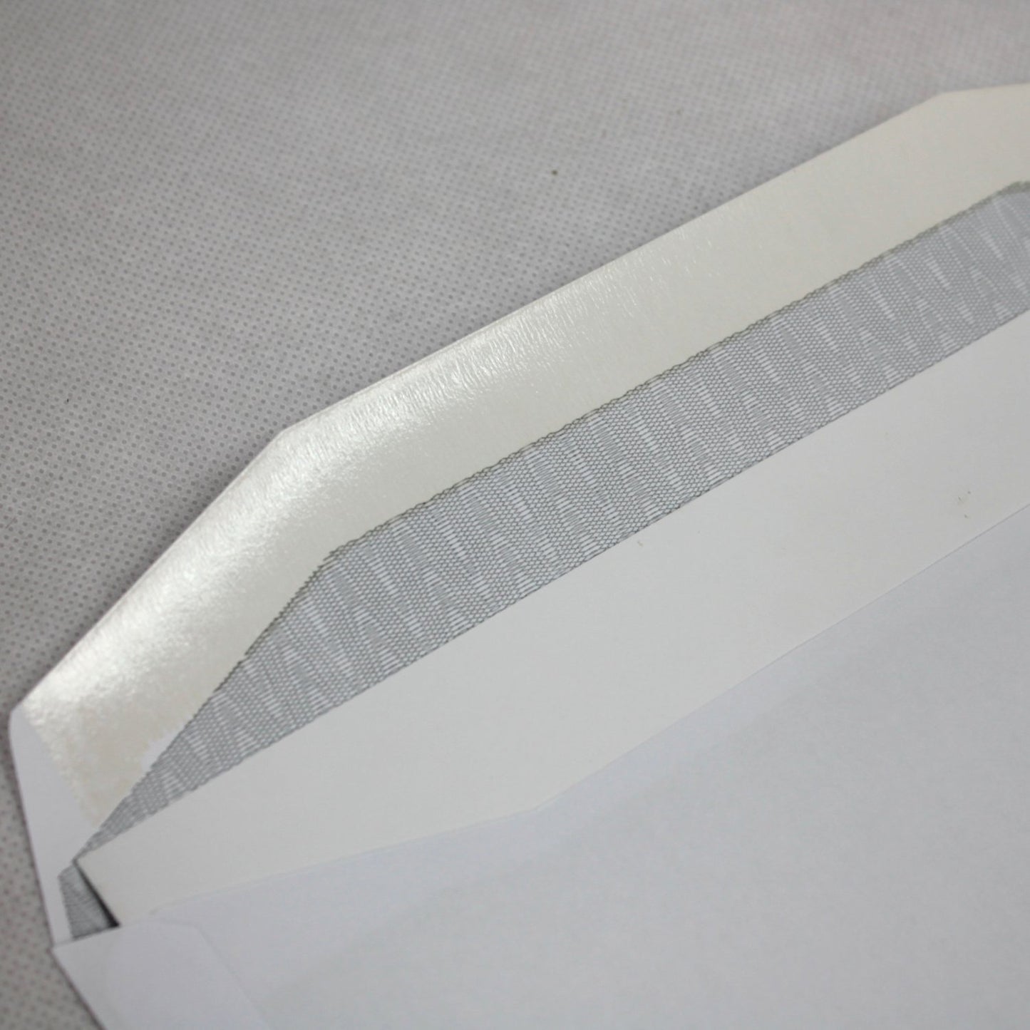 162x229mm C5 White Gummed Envelopes (None Window)