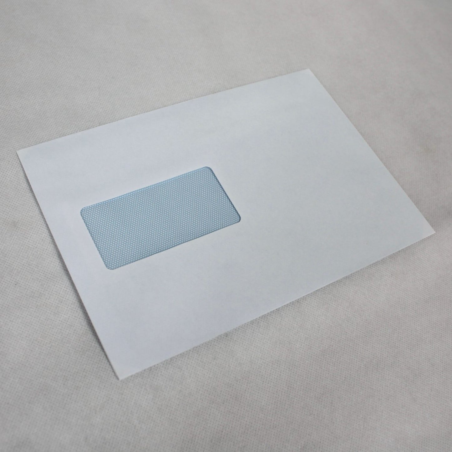 162x229mm C5 White Self Seal Envelopes (Window 45x90mm)