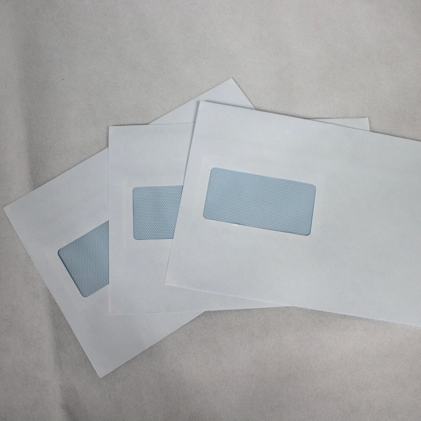 162x229mm C5 White Self Seal Envelopes (Window 45x90mm)