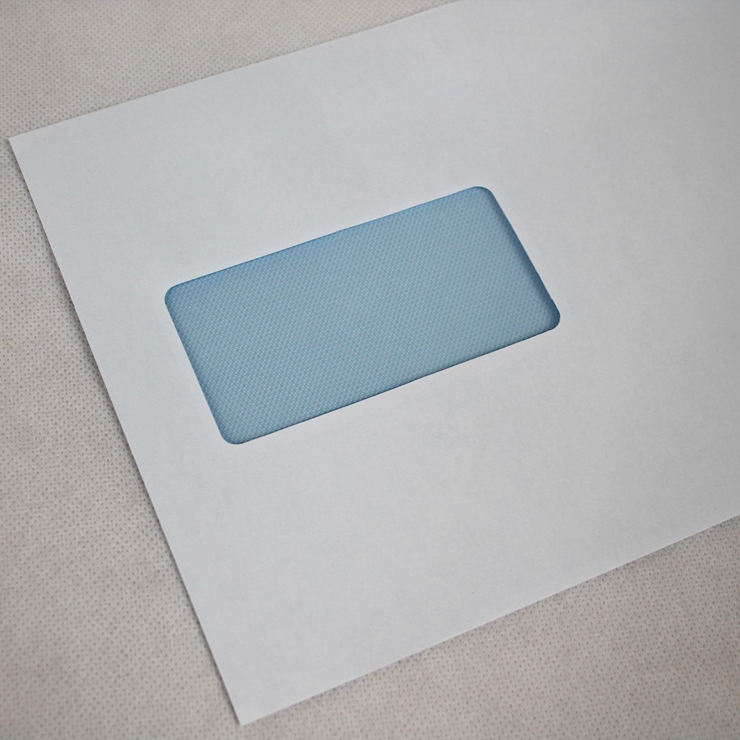 162x235mm C5+ White Gummed Envelopes (Window 45x90mm / Outside Seams)