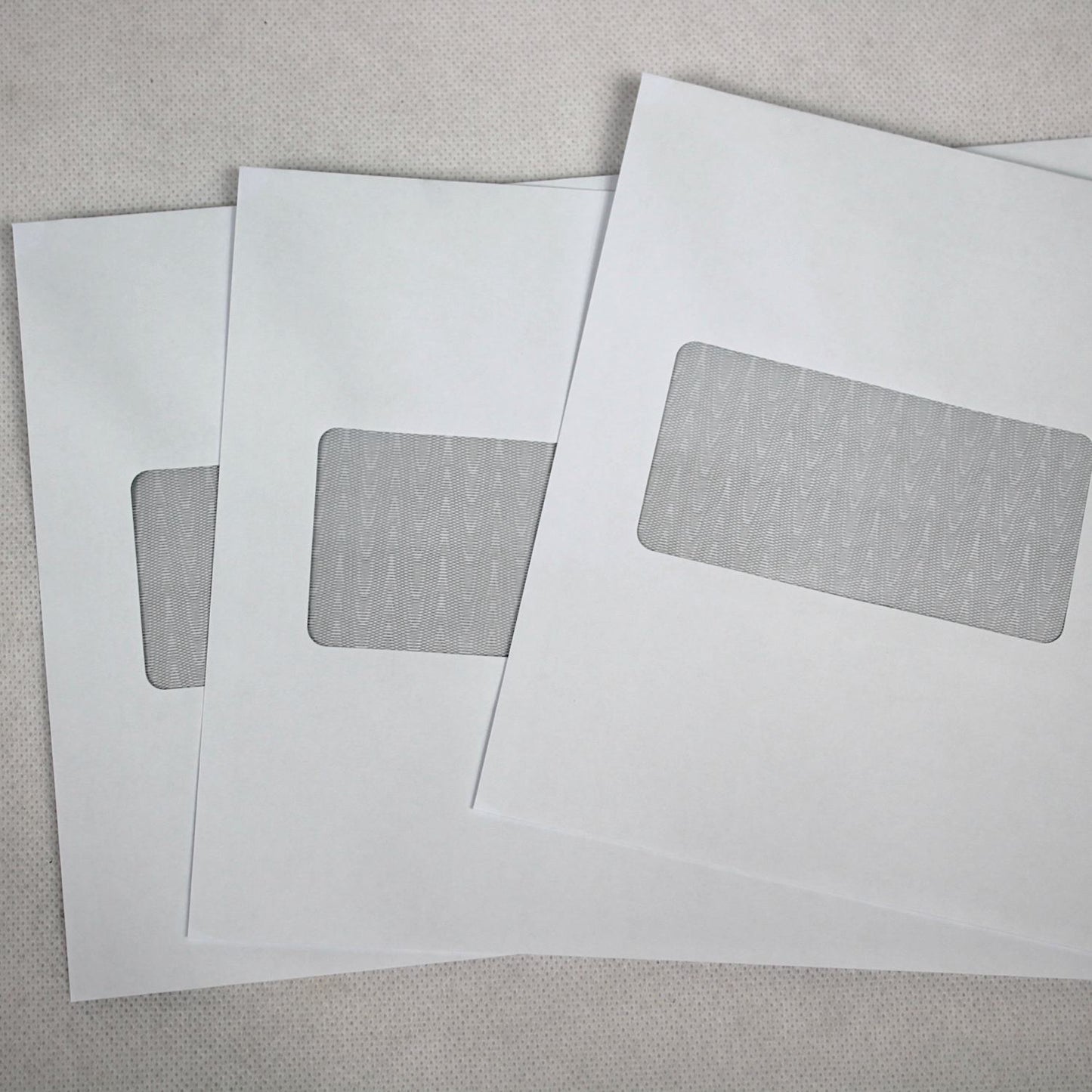 162x238mm C5+ White Gummed Envelopes (Window 45x90mm / 20mm left, 60mm up)