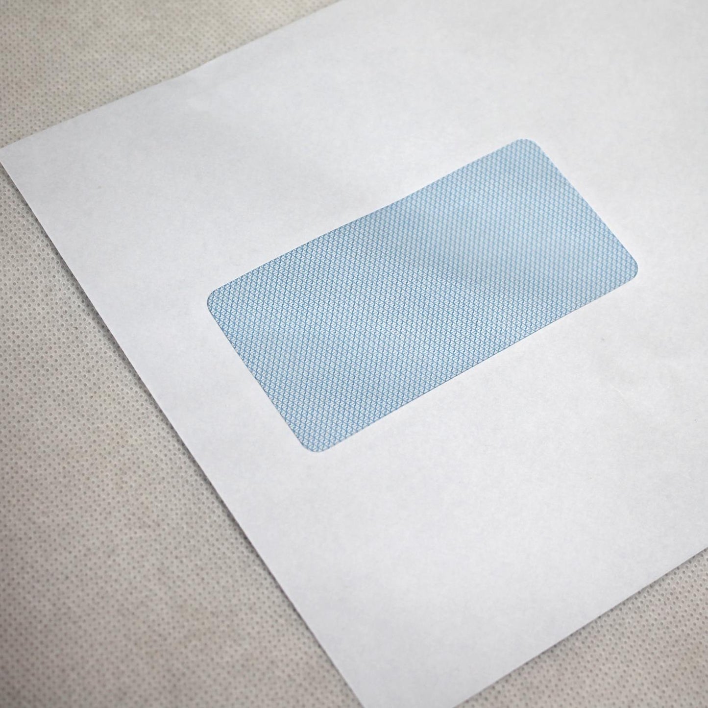 229x162mm C5 White Self Seal Envelopes (Window 90x45mm)
