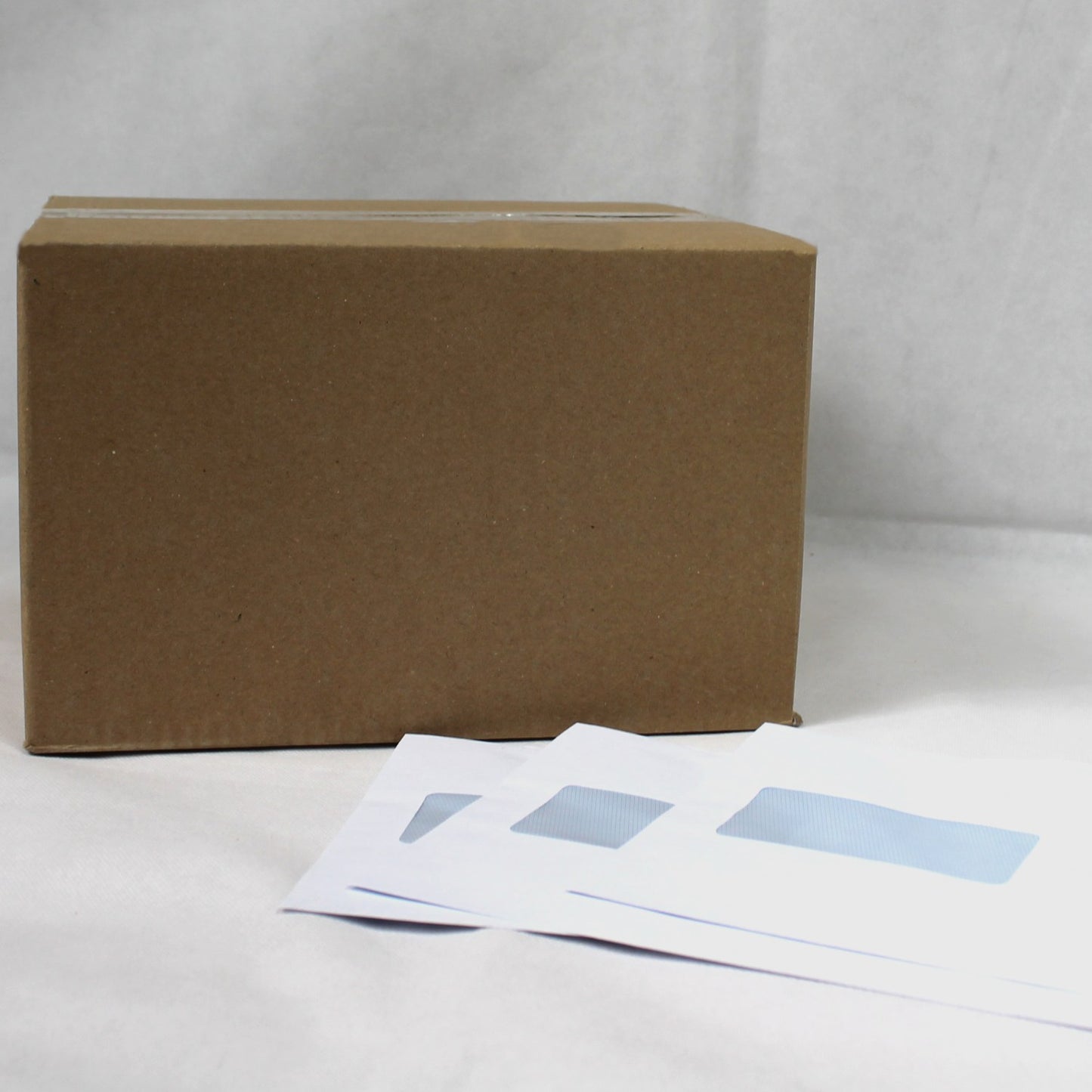 229x162mm C5 White Self Seal Envelopes (Window 90x45mm)