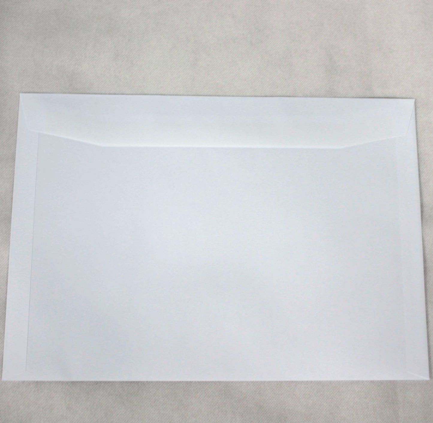 229x324mm C4 White Gummed Envelopes (None Window)