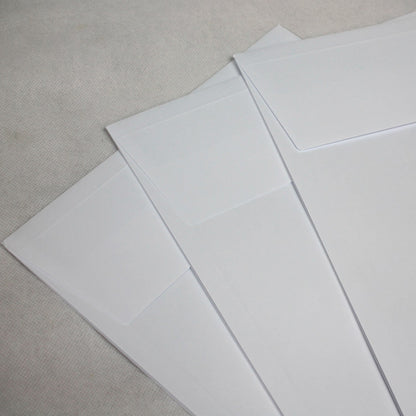 324x229x25mm C4 White Peel & Seal Gusset Envelopes (None Window)