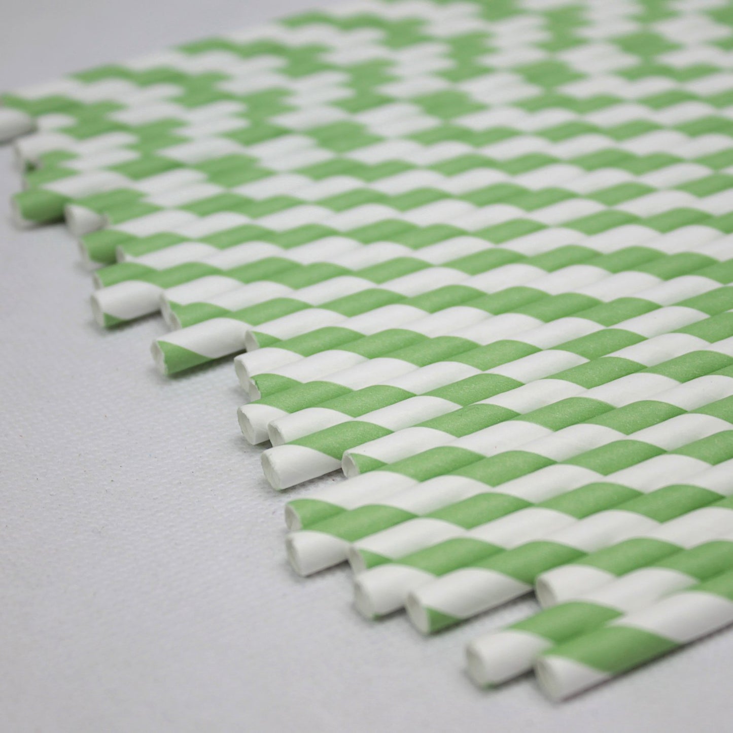 Green & White Striped Paper Straws (6mm x 200mm) - Quality Drinking Straws - Intrinsic Paper Straws